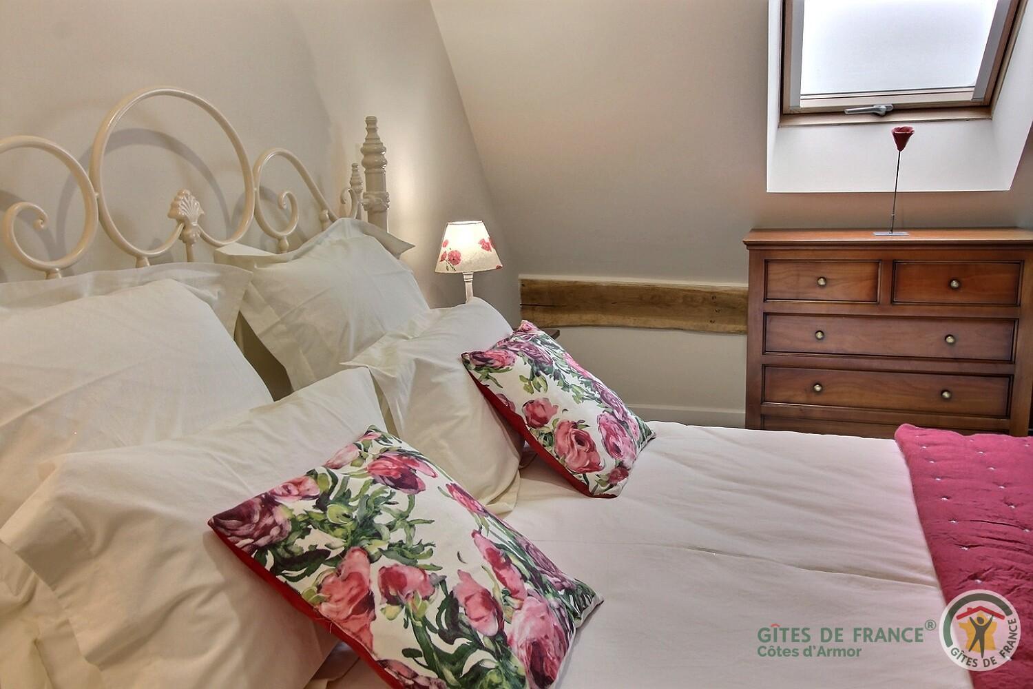 Bed and Breakfast Le Parfum Des Fleurs Plussulien Exterior foto