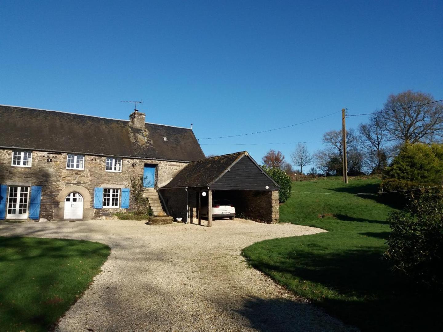 Bed and Breakfast Le Parfum Des Fleurs Plussulien Exterior foto